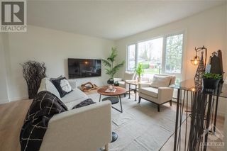Photo 4: 3 BANNER ROAD UNIT#A in Nepean: Condo for sale : MLS®# 1387813