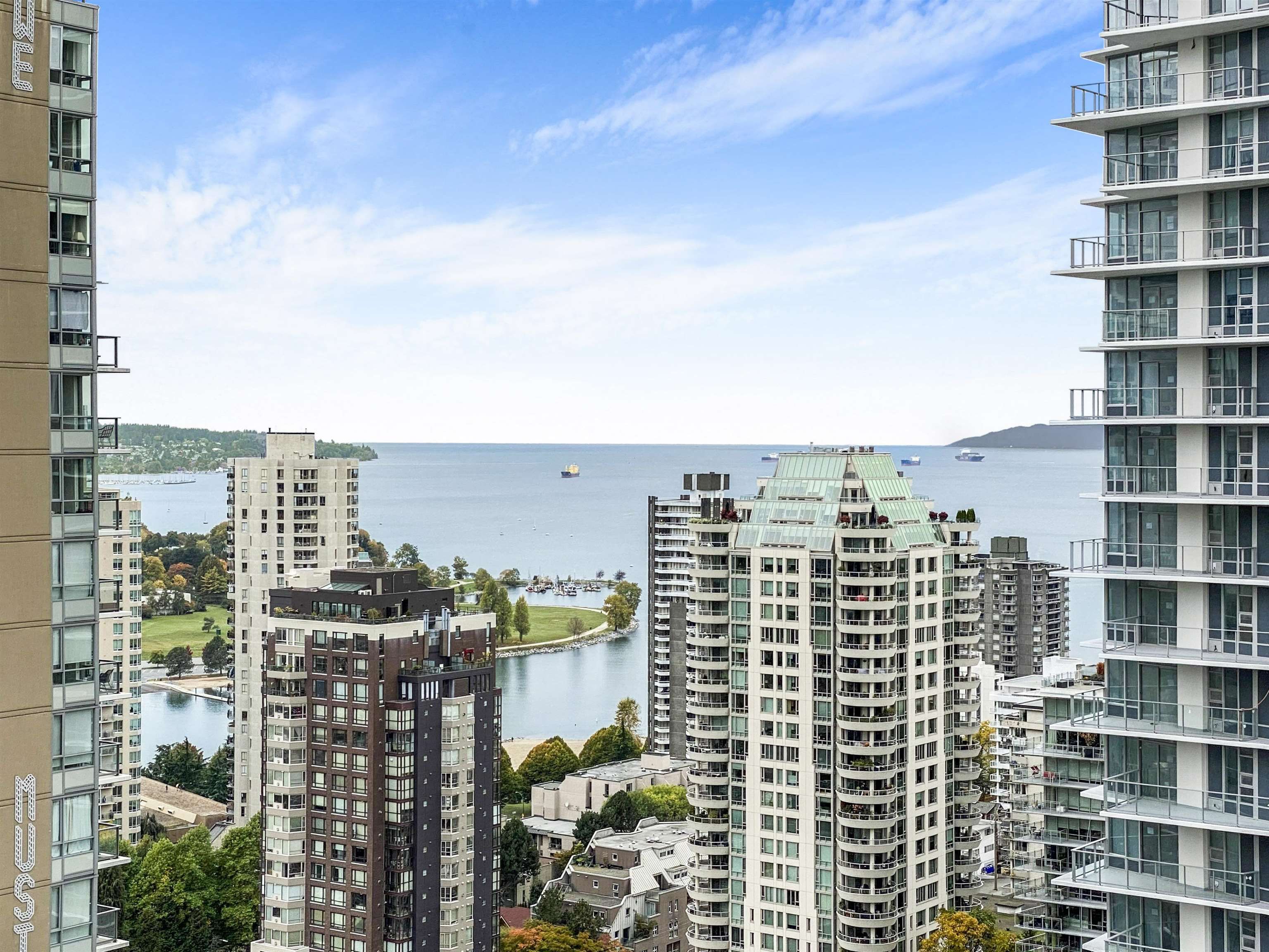 Main Photo: 3101 1283 HOWE Street in Vancouver: Downtown VW Condo for sale in "TATE" (Vancouver West)  : MLS®# R2627118