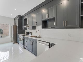 Photo 10: 10945 73 Avenue in Edmonton: Zone 15 House Half Duplex for sale : MLS®# E4381594