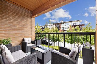 Photo 14: 210 1150 KENSAL Place in Coquitlam: New Horizons Condo for sale in "THOMAS HOUSE AT WINDSOR GATE" : MLS®# R2701460