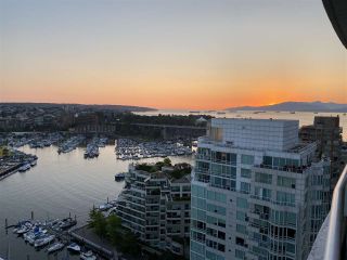 Photo 3: 2206 1500 HOWE Street in Vancouver: Yaletown Condo for sale in "The Discovery" (Vancouver West)  : MLS®# R2724287