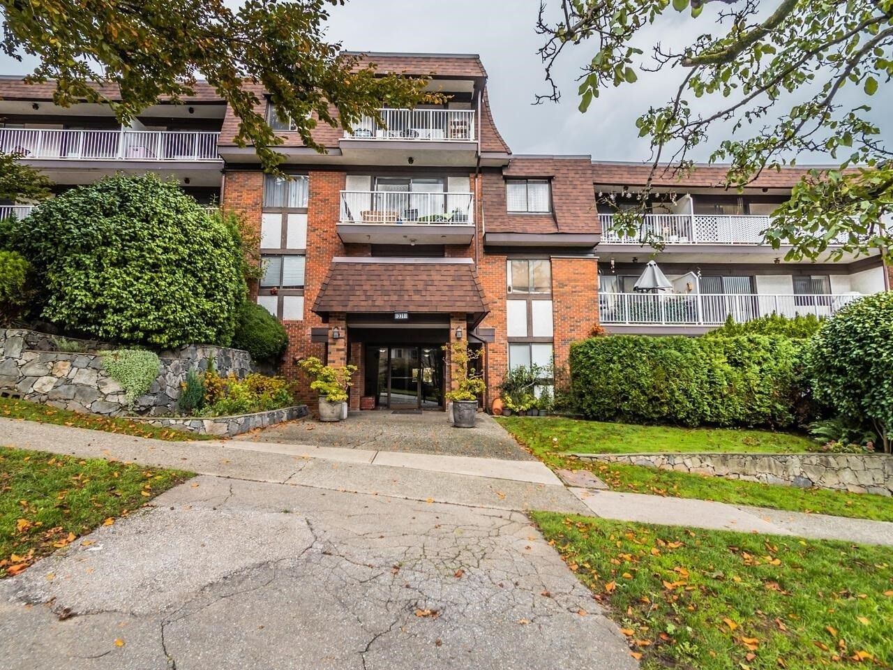 Main Photo: 311 331 Knox Street in New Westminster: Sapperton Condo for sale : MLS®# R2629851