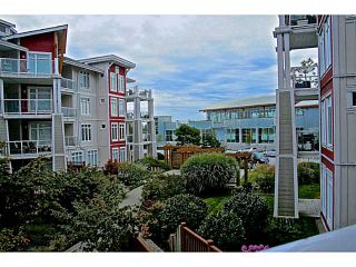 Photo 9: 213 4211 BAYVIEW Street in Richmond: Steveston South Condo for sale in "THE VILLIAGE" : MLS®# V1046380