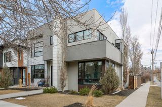 Photo 1: 102 11 Street NE in Calgary: Bridgeland/Riverside Detached for sale : MLS®# A2120252