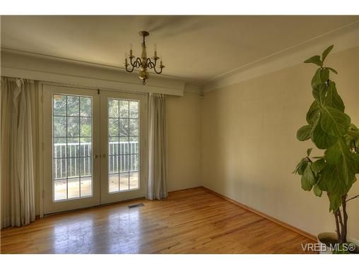 Photo 8: Photos: 2987 Baynes Rd in VICTORIA: SE Ten Mile Point House for sale (Saanich East)  : MLS®# 726592