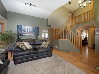 Photo 6: 359 Hawkstone Close NW in Calgary: Hawkwood Detached for sale : MLS®# A1182037