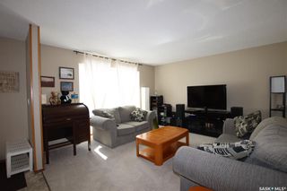 Photo 4: 150 Rogers Road in Saskatoon: Erindale Residential for sale : MLS®# SK845223