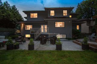 Photo 20: 817 STRATHAVEN Drive in North Vancouver: Windsor Park NV House for sale : MLS®# R2083709