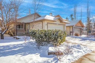 Photo 4: 806 Coventry Drive NE in Calgary: Coventry Hills Detached for sale : MLS®# A2107152