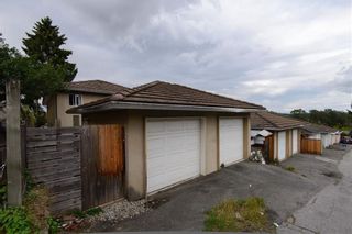 Photo 2: 6030 WOODSWORTH Street in Burnaby: Central BN 1/2 Duplex for sale (Burnaby North)  : MLS®# R2849667