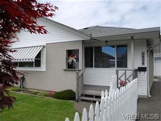 Photo 1: 1978 Carnarvon Street in VICTORIA: SE Camosun Single Family Detached for sale (Saanich East)  : MLS®# 294994