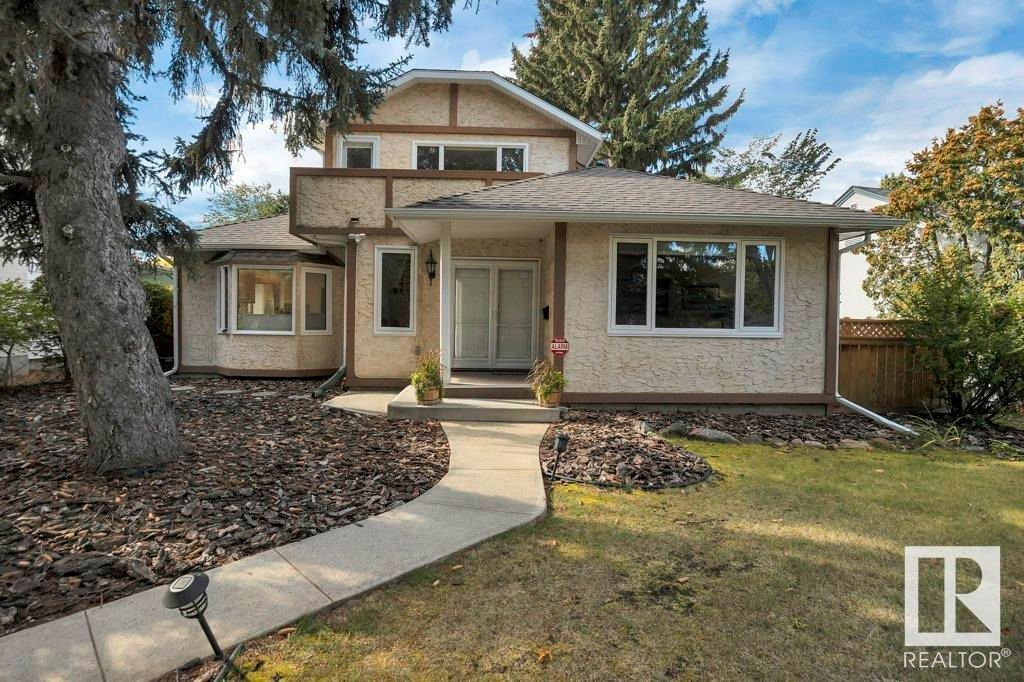 Main Photo: 11727 91 Avenue in Edmonton: Zone 15 House for sale : MLS®# E4314471