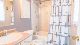 Photo 10: 7430 Village Walk in Mississauga: Meadowvale Village House (2-Storey) for sale : MLS®# W8157946