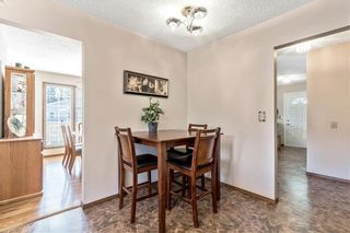 Photo 10: 16 WOODFIELD Court SW in Calgary: Woodbine Detached for sale : MLS®# C4266334
