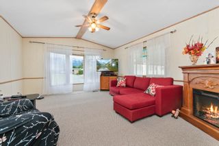 Photo 3: 32 6900 INKMAN Road: Agassiz Manufactured Home for sale in "Continental Trailer Park" : MLS®# R2888481