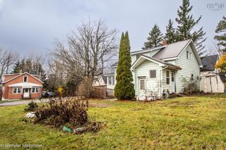 Photo 9: 66 Mechanic Street in Springhill: 102S-South of Hwy 104, Parrsboro Residential for sale (Northern Region)  : MLS®# 202226184