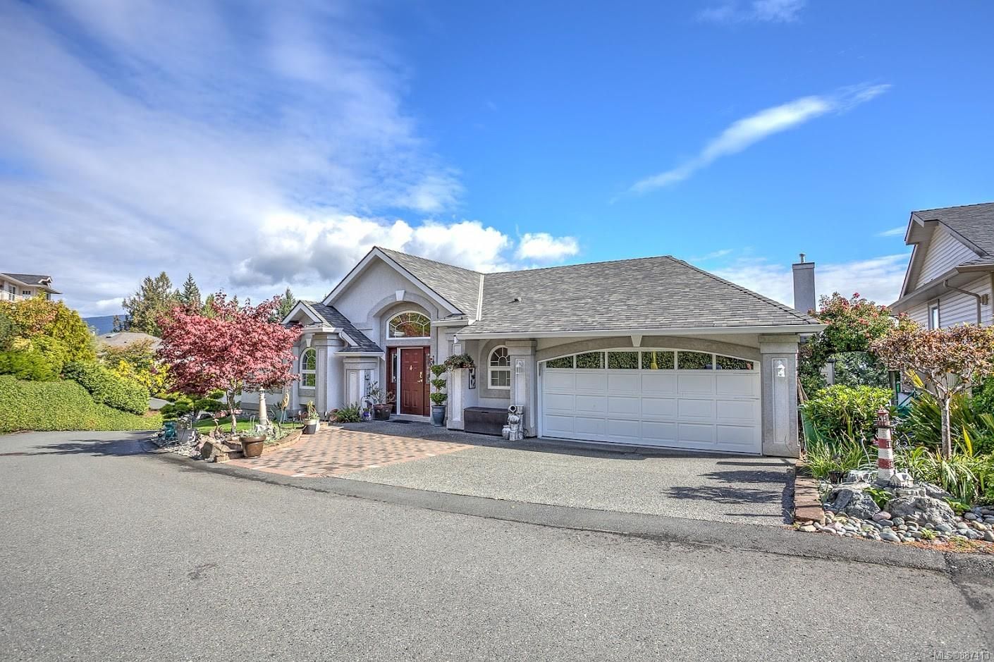 Main Photo: 3624 Ocean View Cres in Cobble Hill: ML Cobble Hill House for sale (Malahat & Area)  : MLS®# 887413