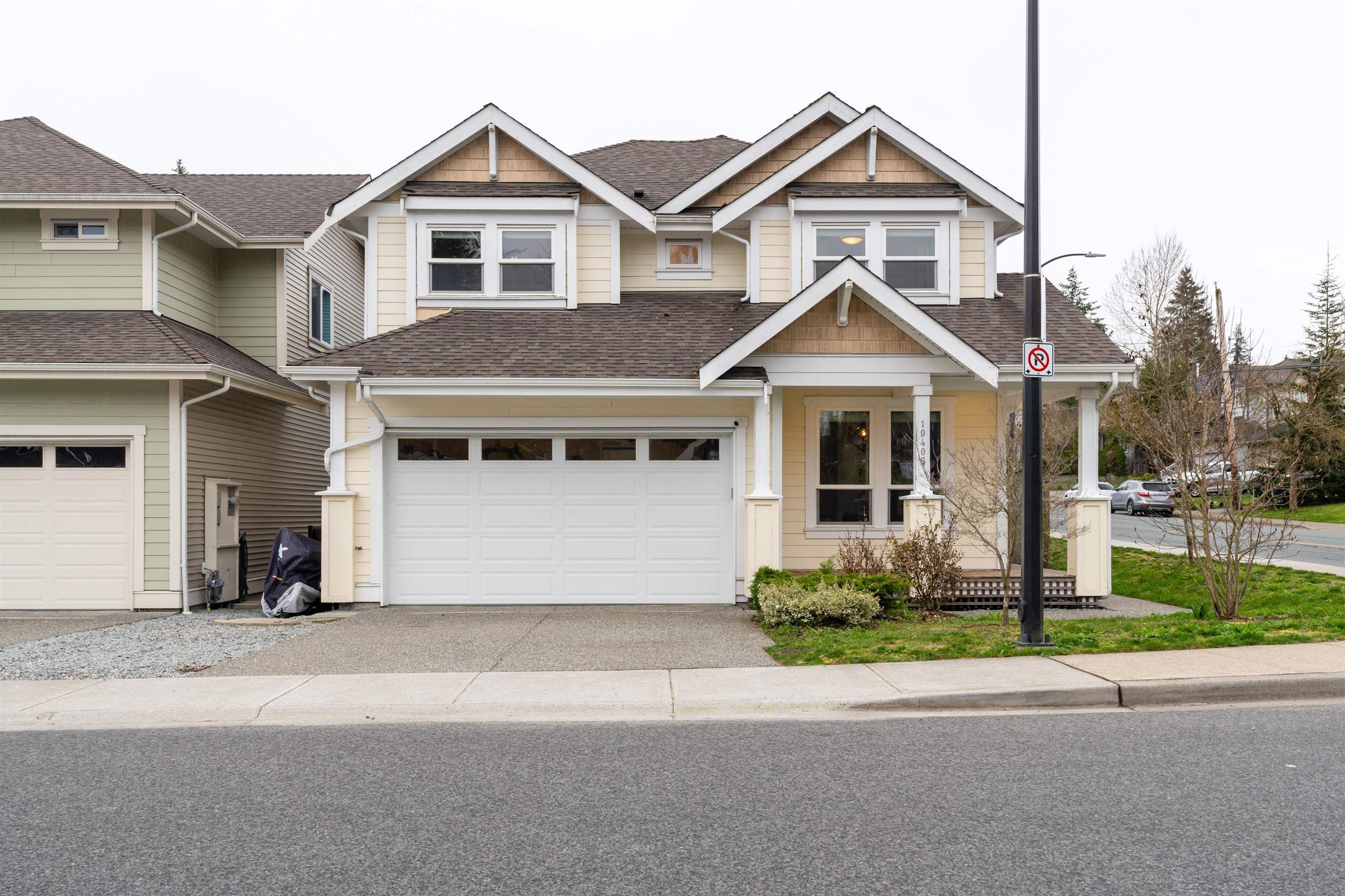 Main Photo: 10408 243 Street in Maple Ridge: Albion House for sale : MLS®# R2842397