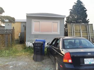 Photo 1: 50 8420 ALASKA Road in Fort St. John: Fort St. John - City SE Manufactured Home for sale in "PEACE COUNTRY MOBILE HOME PARK" : MLS®# R2713094
