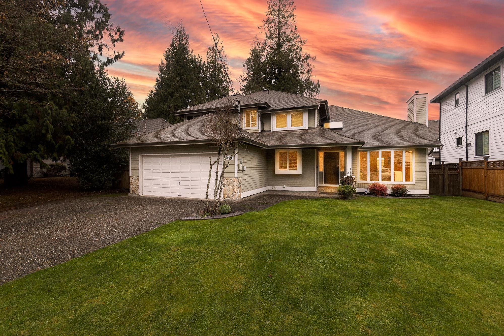 Main Photo: 20585 46 Avenue in Langley: Langley City House for sale in "MOSSEY ESTATES" : MLS®# R2845835