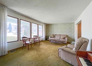 Photo 2: 764 Setter Street in Winnipeg: Crestview Residential for sale (5H)  : MLS®# 202211898