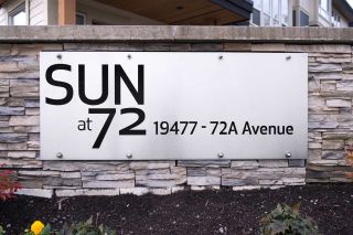 Photo 1: 56 19477 72A Avenue in Surrey: Clayton Townhouse for sale in "SUN @ 72" (Cloverdale)  : MLS®# R2120046