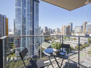 Photo 16: 2301 188 KEEFER Place in Vancouver: Downtown VW Condo for sale in "ESPANA II" (Vancouver West)  : MLS®# R2400182