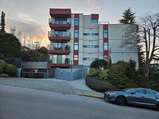 Photo 3: 302 2120 W 2ND AVENUE in Vancouver: Kitsilano Condo for sale (Vancouver West)  : MLS®# R2759881