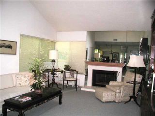 Photo 2: LA JOLLA Condo for sale : 2 bedrooms : 8124 Caminito Gianna in San Diego