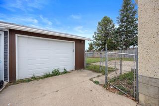 Photo 2: 15 Maciver Street: Fort McMurray Detached for sale : MLS®# A2105377