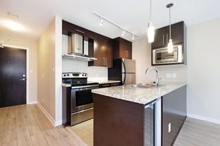 Photo 6: 608 188 KEEFER Place in Vancouver: Downtown VW Condo for sale in "Espana" (Vancouver West)  : MLS®# R2657179