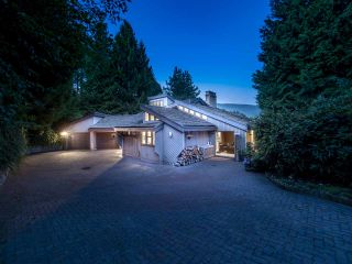 Photo 2: 220 STEVENS DRIVE in West Vancouver: British Properties House for sale : MLS®# R2487804