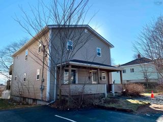 Photo 2: 212 Renfrew Street in Dartmouth: 11-Dartmouth Woodside, Eastern Passage, Cow Bay Multi-Family for sale (Halifax-Dartmouth)  : MLS®# 202200348