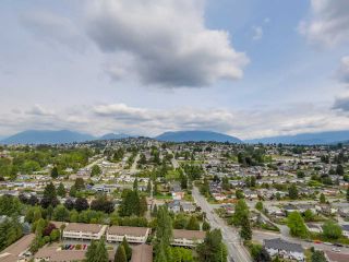 Photo 19: 2804 2225 HOLDOM Avenue in Burnaby: Central BN Condo for sale in "LEGACY TOWER 1" (Burnaby North)  : MLS®# R2071147