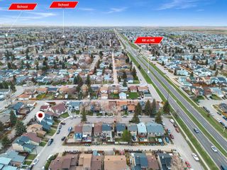 Photo 5: 135 Pinecliff Close NE in Calgary: Pineridge Semi Detached (Half Duplex) for sale : MLS®# A2128622