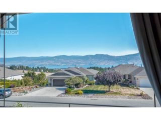 Photo 4: 2604 Wild Horse Drive in West Kelowna: House for sale : MLS®# 10313519