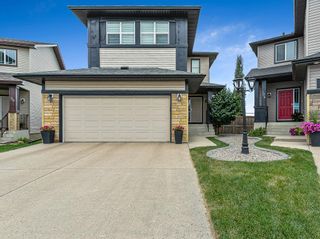 Photo 1: 100 Everglen Close SW in Calgary: Evergreen Detached for sale : MLS®# A2023072