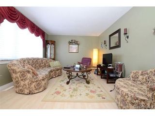 Photo 11: 1056 HOWSON Street in Regina: Mount Royal Single Family Dwelling for sale (Regina Area 02)  : MLS®# 486390