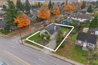 Photo 2: 116 BRAID Street in New Westminster: Sapperton House for sale : MLS®# R2833999