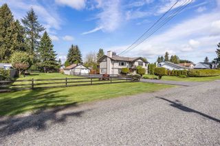 Photo 3: 5645 246 Street in Langley: Salmon River House for sale in "Strawberry Hills" : MLS®# R2775977