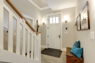 Photo 2: 12466 208 Street in Maple Ridge: Northwest Maple Ridge House for sale : MLS®# R2163839
