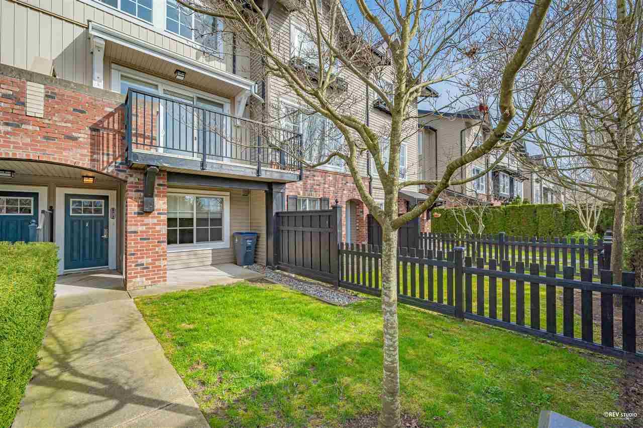 Main Photo: 172 2450 161A STREET in Surrey: Grandview Surrey Townhouse for sale (South Surrey White Rock)  : MLS®# R2560594