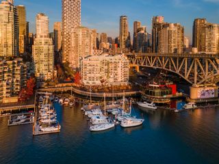 Photo 1: 305 1600 HOWE Street in Vancouver: Yaletown Condo for sale in "The Admiralty" (Vancouver West)  : MLS®# R2855173