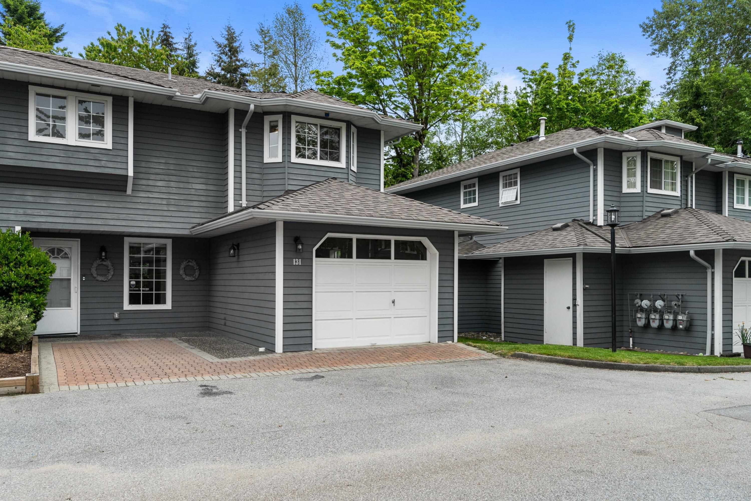 Main Photo: 131 16335 14 Avenue in Surrey: King George Corridor Townhouse for sale in "PEBBLE CREEK" (South Surrey White Rock)  : MLS®# R2780800