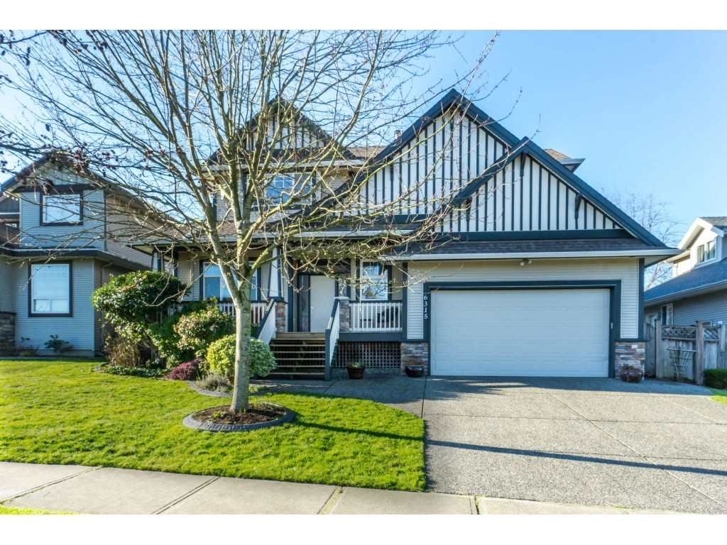 Main Photo: 6315 166 Street in Surrey: Cloverdale BC House for sale in "Clover Ridge" (Cloverdale)  : MLS®# R2332477
