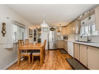 Photo 6: 141 1840 160 Street in Surrey: King George Corridor Manufactured Home for sale in "BREAKAWAY BAYS" (South Surrey White Rock)  : MLS®# R2367996