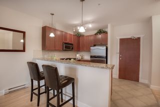 Photo 3: 223 4280 MONCTON Street in Richmond: Steveston South Condo for sale in "The Village