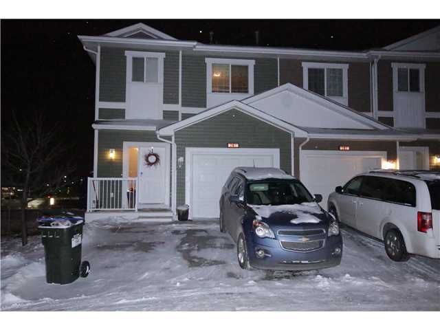 Main Photo: 201 800 YANKEE VALLEY Boulevard SE: Airdrie Townhouse for sale : MLS®# C3643287