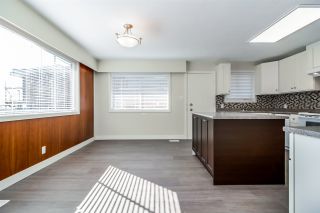 Photo 9: 400-402 NELSON Street in Coquitlam: Central Coquitlam House for sale : MLS®# R2137783