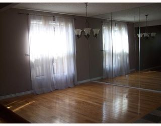 Photo 3: 59 WHITERAM Gate NE in CALGARY: Whitehorn Residential Detached Single Family for sale (Calgary)  : MLS®# C3346493